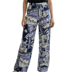 Christian Siriano Navy and Cream Patterned Garment